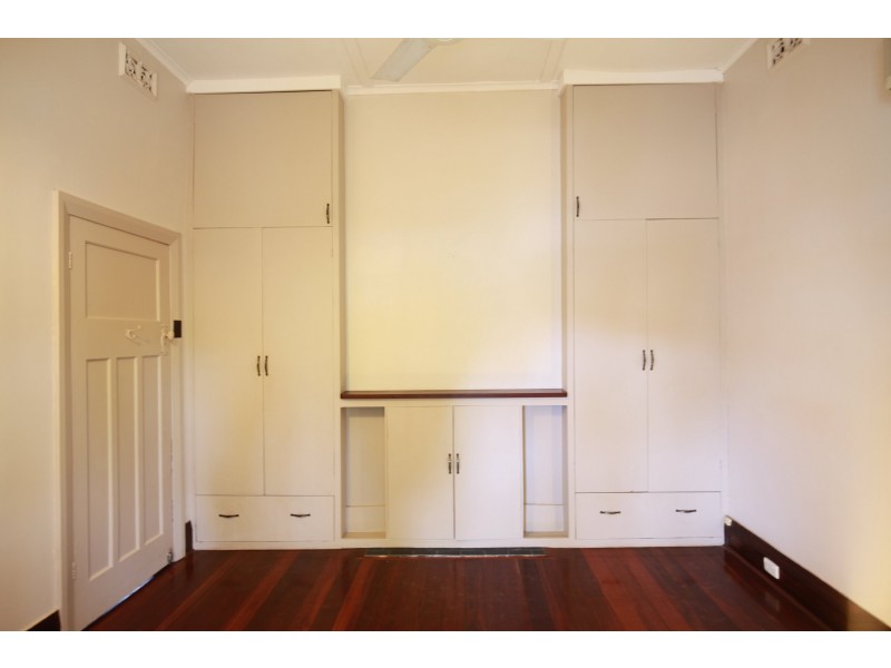 45 Gwenyfred Road, Kensington WA 6151