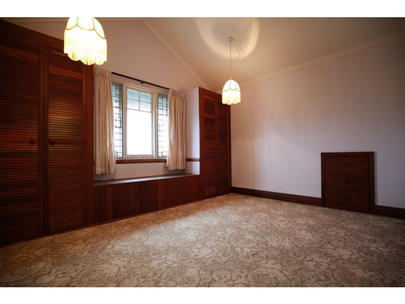 45 Gwenyfred Road, Kensington WA 6151