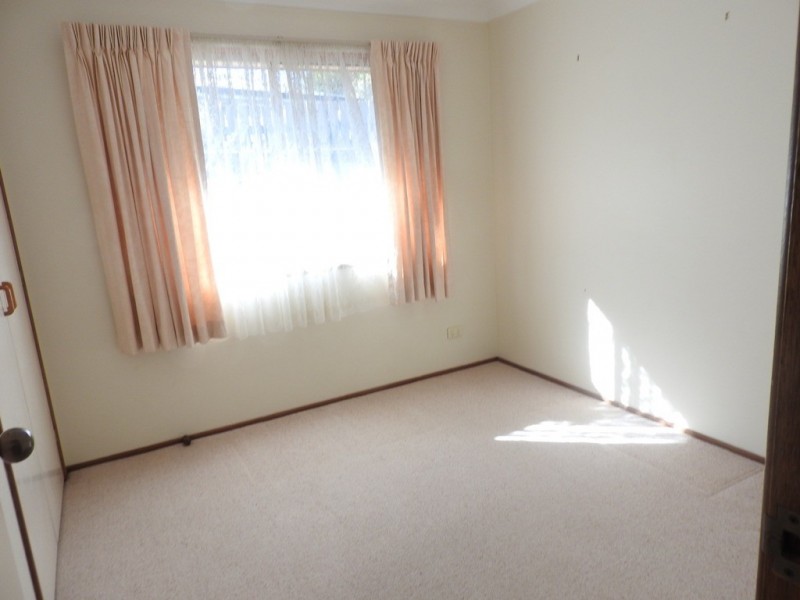 1/6 Hanna Court, Kearneys Spring QLD 4350
