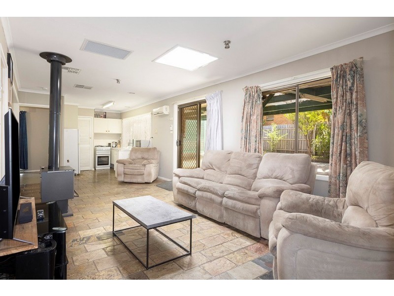 29 Raleighs Road, Melton VIC 3337