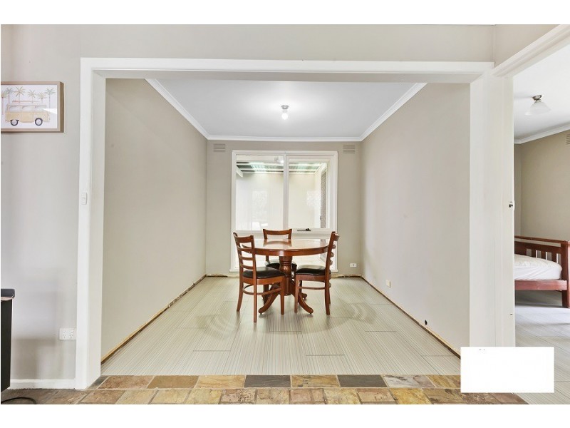 29 Raleighs Road, Melton VIC 3337