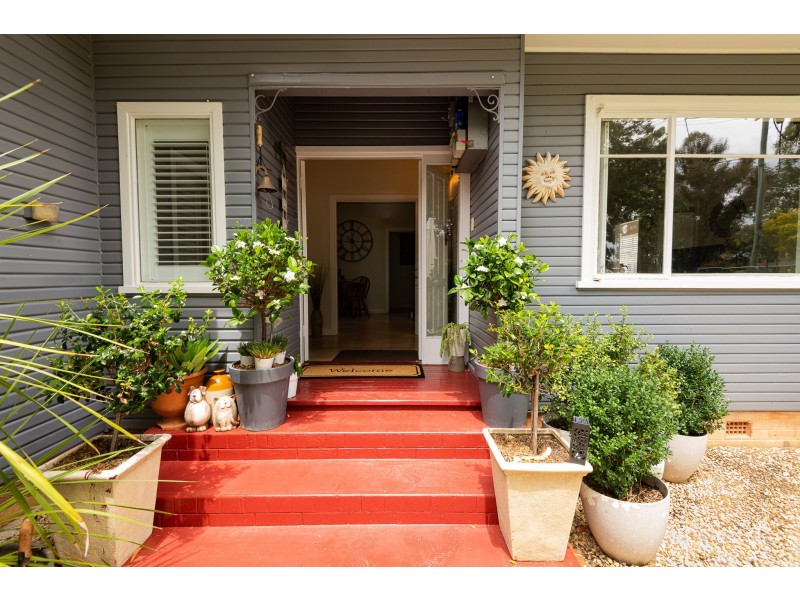 122 Handel Street, Armidale NSW 2350