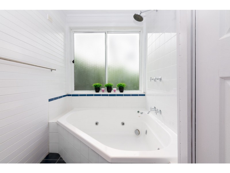 122 Handel Street, Armidale NSW 2350