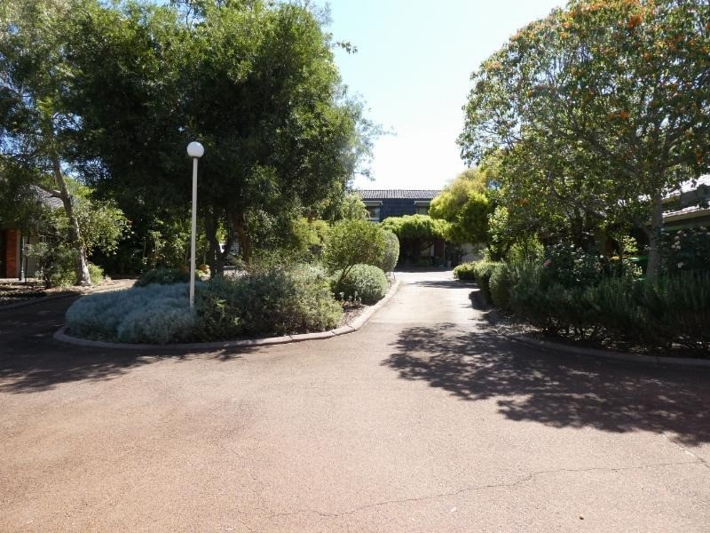 14/65 Macleod Road, Applecross WA 6153