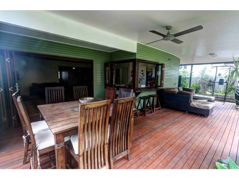 22 Heathwhite Street, Tarragindi QLD 4121