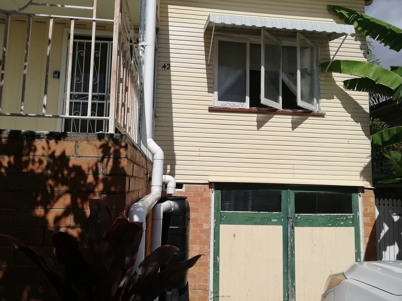 42 Cameron Street, Fairfield QLD 4103