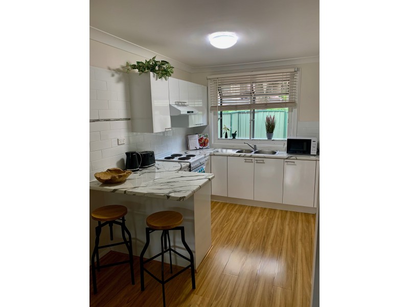 6/205a Albany Street, Point Frederick NSW 2250