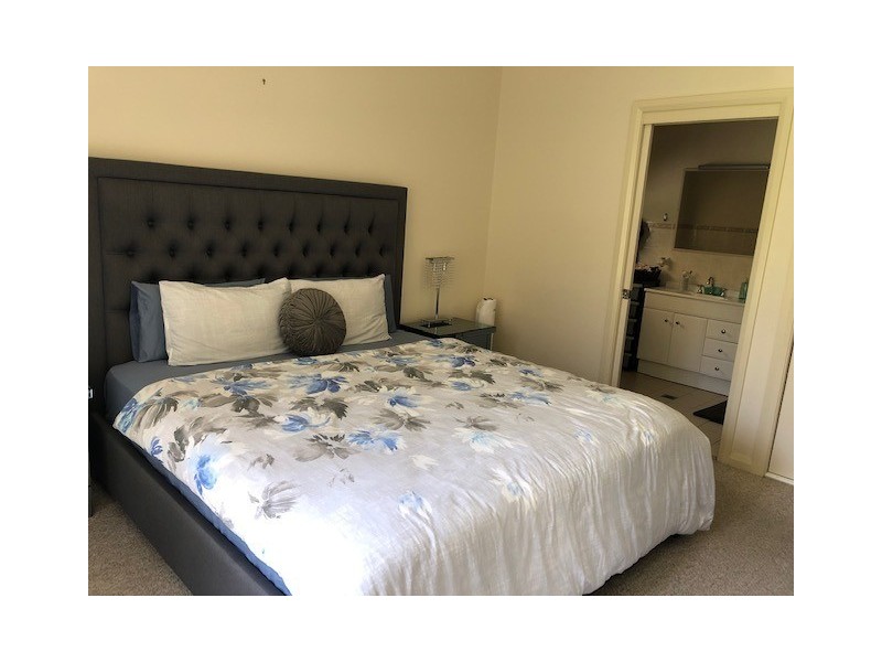 73-75 Audley Street, Narrandera NSW 2700