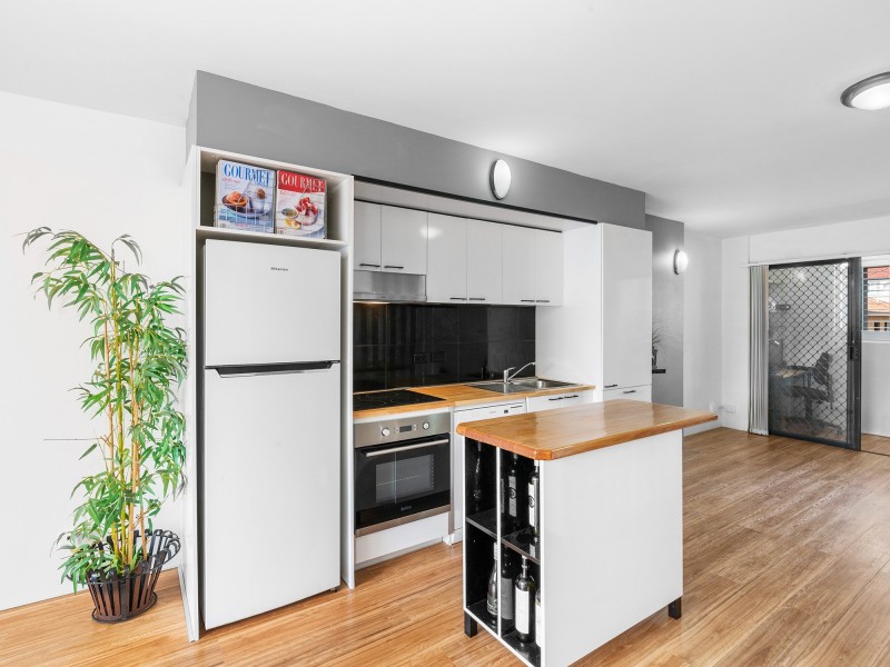 16/120 Sydney Street, New Farm QLD 4005