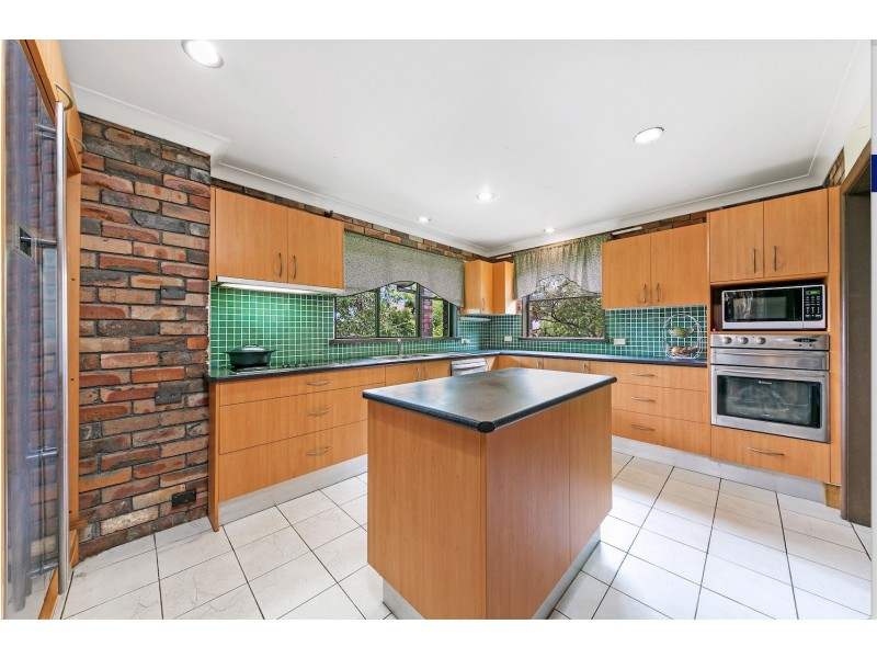 801 Warringah Road, Forestville NSW 2087