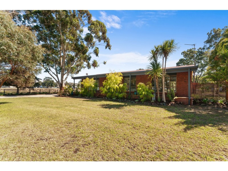 23 Carter Street, Stratford VIC 3862