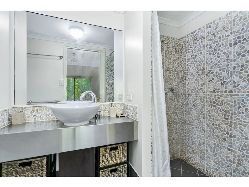 9/81-85 Cedar Road, Palm Cove QLD 4879