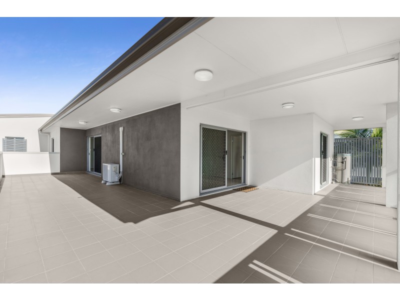 8/3 Besham Parade, Wynnum QLD 4178