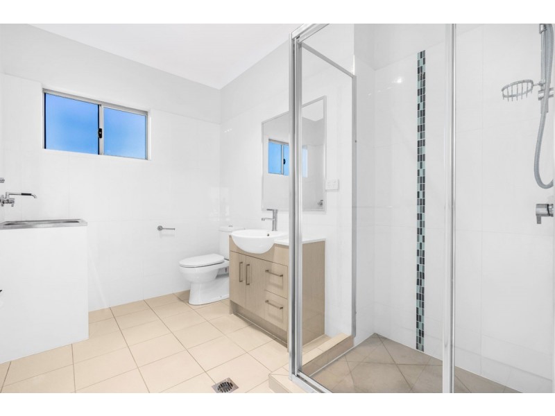8/3 Besham Parade, Wynnum QLD 4178