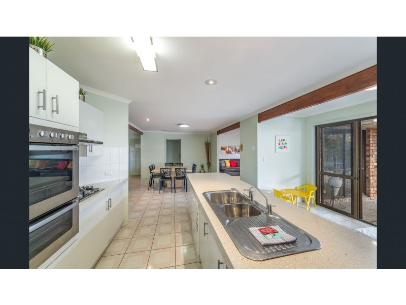 19 Aubrey Street, Surfers Paradise QLD 4217