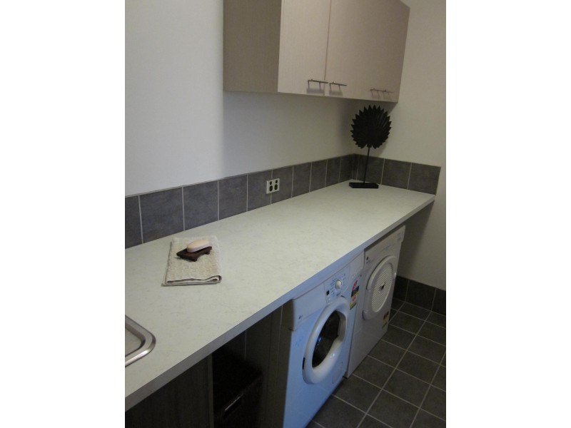 19 Royston Way, Lakelands WA 6180