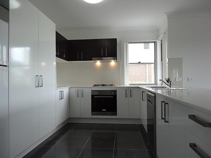 11 Hopman Court, Oxenford QLD 4210