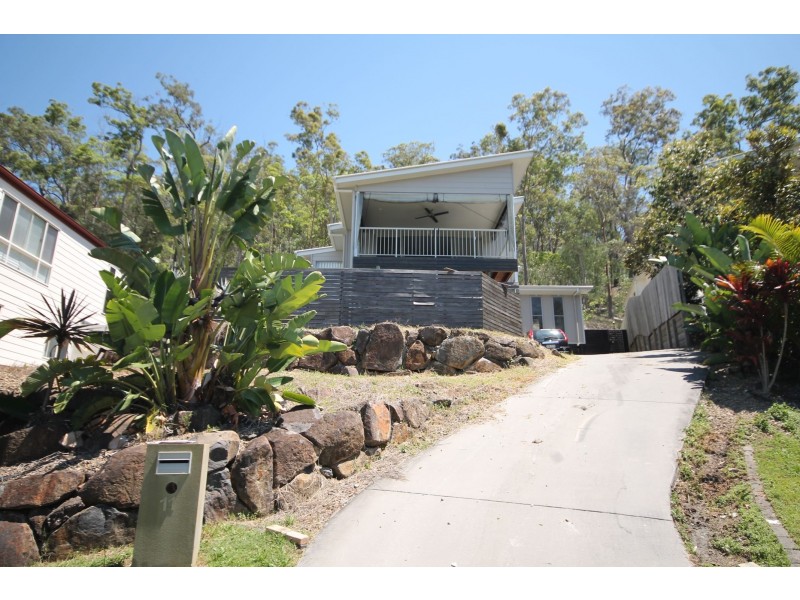 11 Hopman Court, Oxenford QLD 4210
