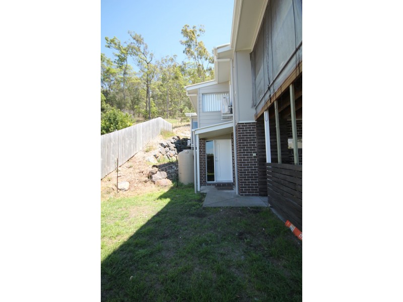 11 Hopman Court, Oxenford QLD 4210