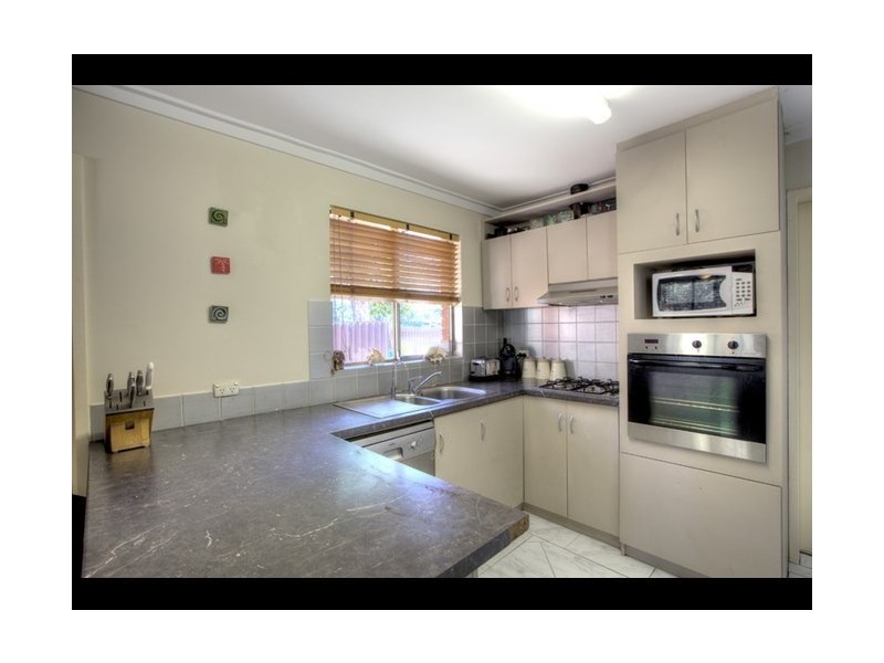 32 Mahonia Way, Forrestfield WA 6058