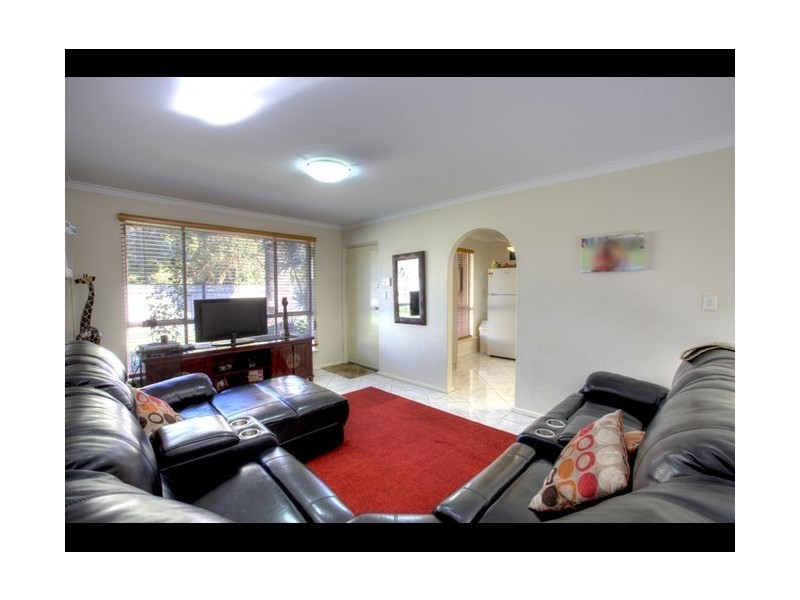 32 Mahonia Way, Forrestfield WA 6058
