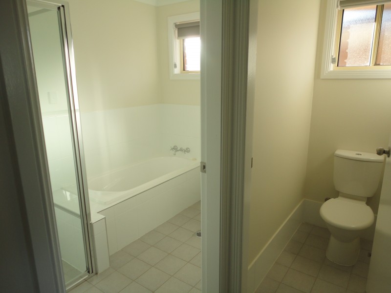 8 Hellyer Court, Dubbo NSW 2830