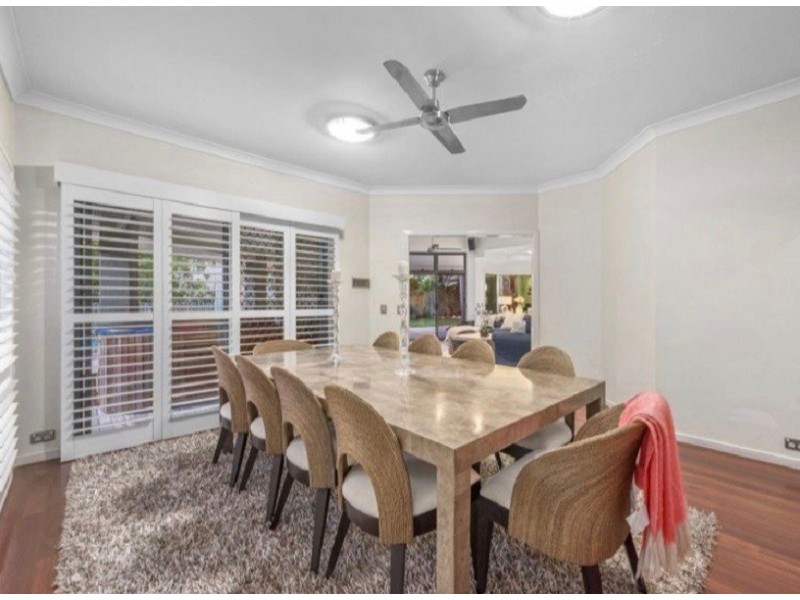 120 Ironbark Road, Chapel Hill QLD 4069