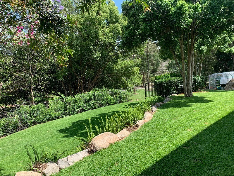 120 Ironbark Road, Chapel Hill QLD 4069