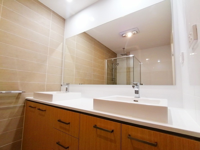 8 Bywaters Dr, Catherine Field NSW 2557