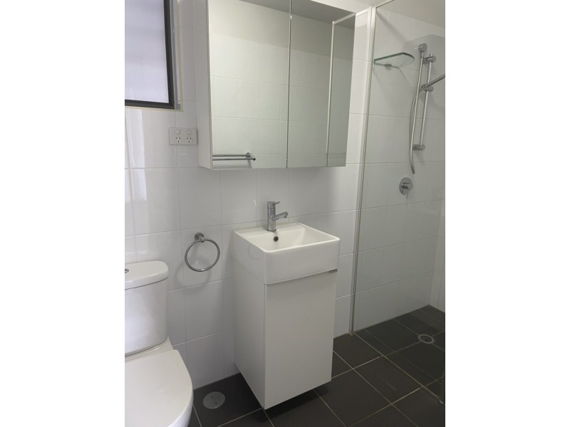 102/9 Allardyce Street, Graceville QLD 4075