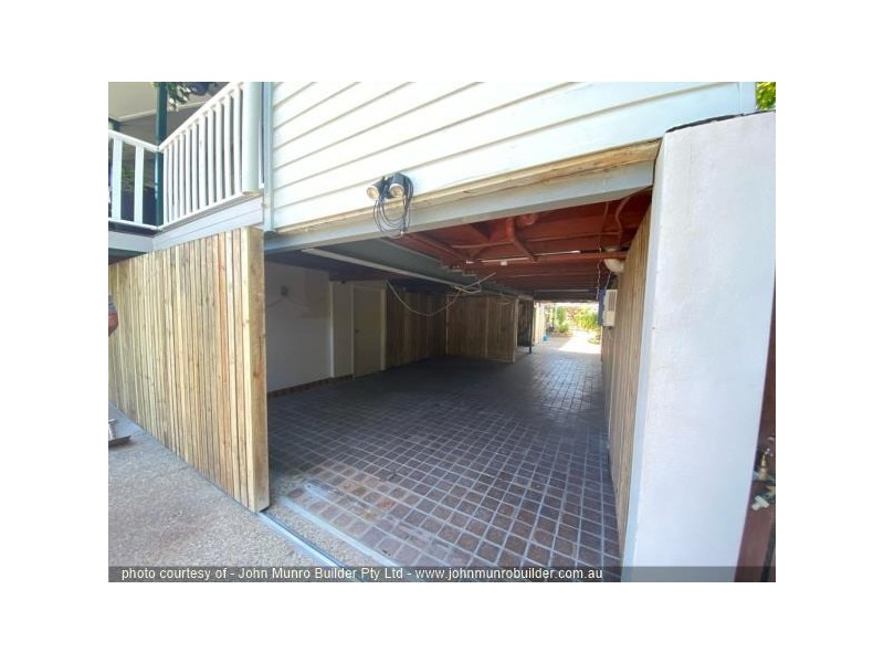 13 Leigh Street, West End QLD 4810