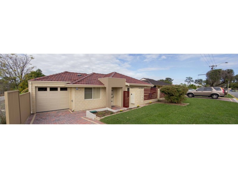 4/4 Debenham Street, Thornlie WA 6108