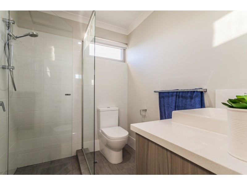 12 Kennerly Street, Cloverdale WA 6105