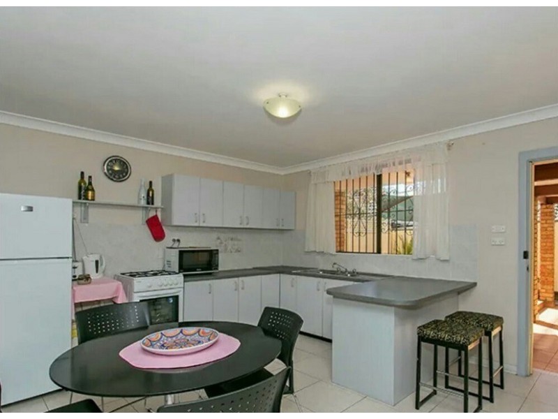 1/7A Cahill Place, Marrickville NSW 2204