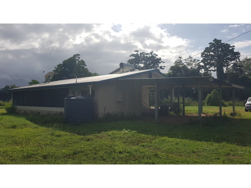 490 Middle Murray Road, Murray Upper QLD 4854