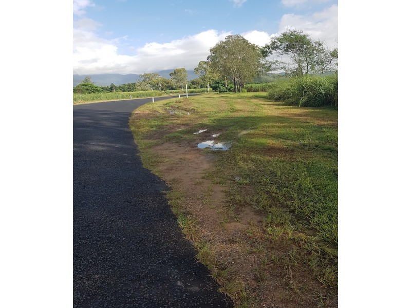 490 Middle Murray Road, Murray Upper QLD 4854