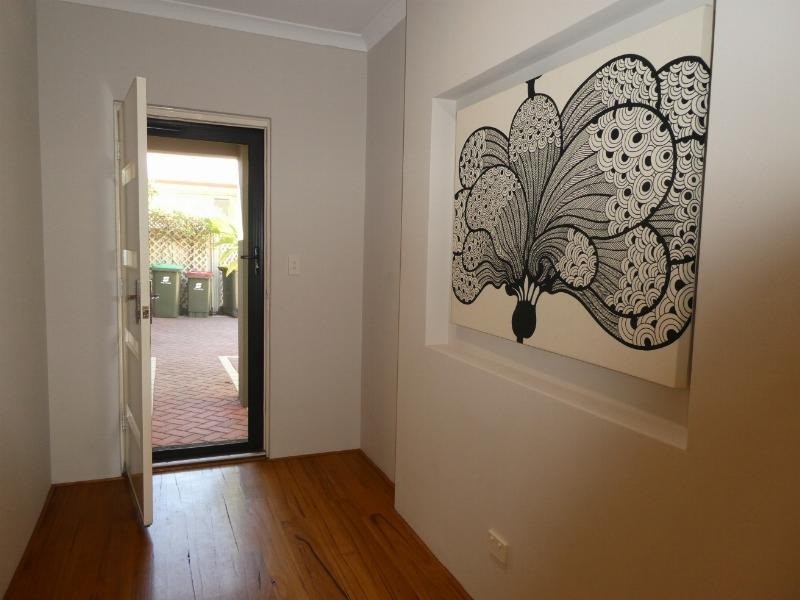 14A Peppering Way, Westminster WA 6061