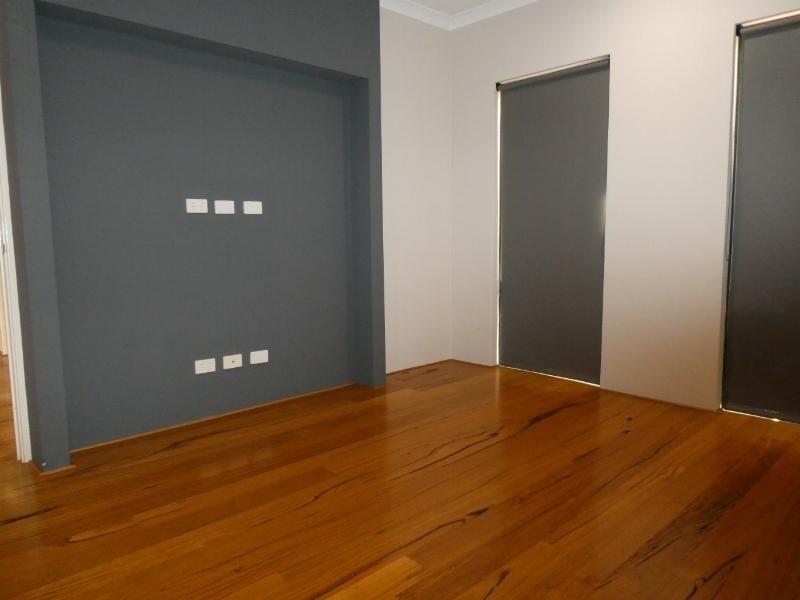 14A Peppering Way, Westminster WA 6061