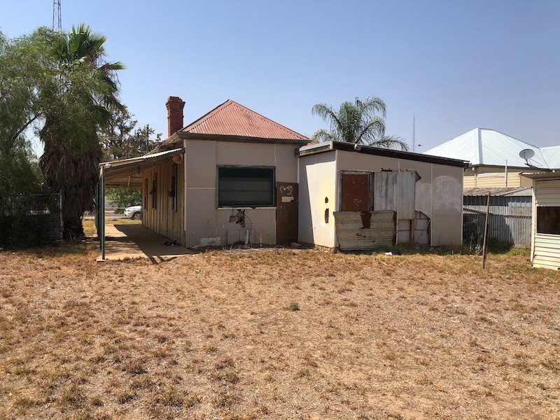21 Weemabah Street, Trangie NSW 2823