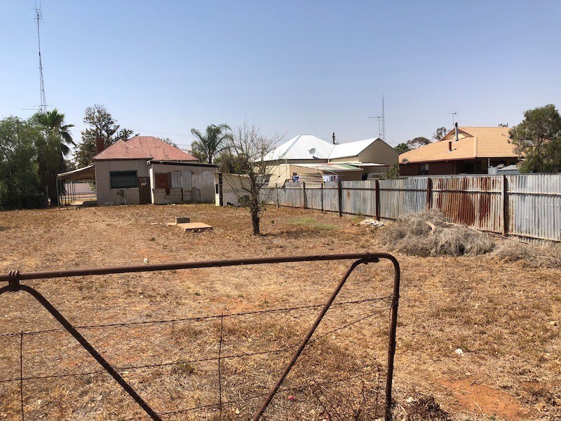 21 Weemabah Street, Trangie NSW 2823