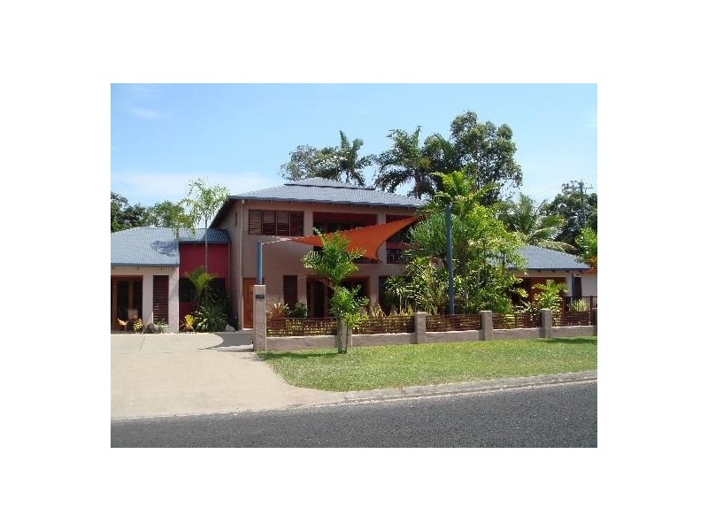 2/129 Reid Road, Wongaling Beach QLD 4852