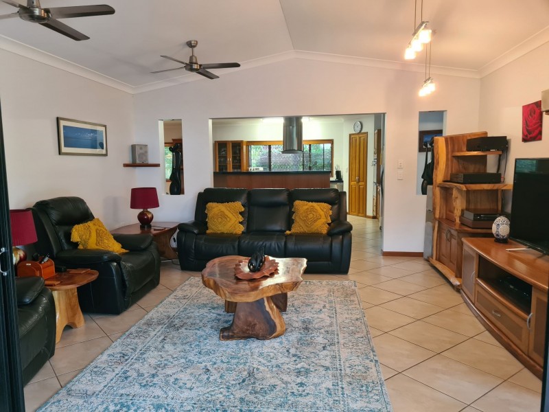 17 Sanctuary Crescent, Wongaling Beach QLD 4852