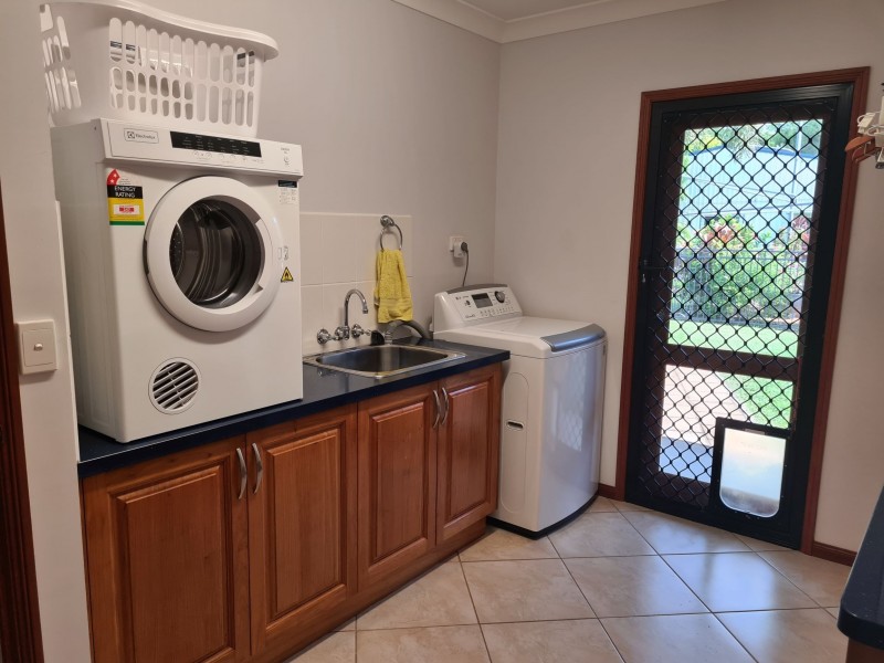 17 Sanctuary Crescent, Wongaling Beach QLD 4852