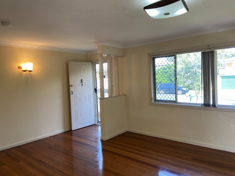 9 Parkway Street, Macgregor QLD 4109