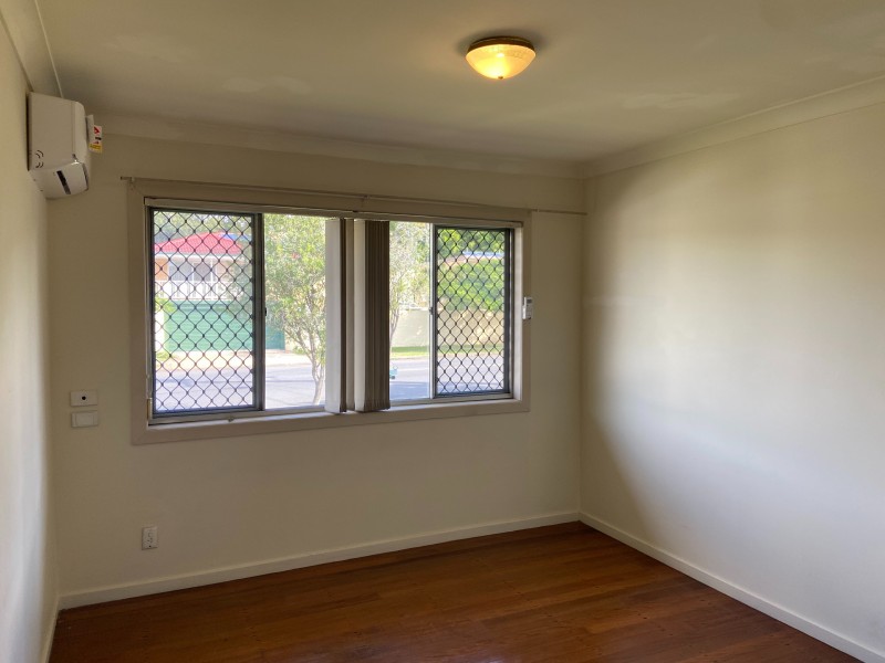 9 Parkway Street, Macgregor QLD 4109