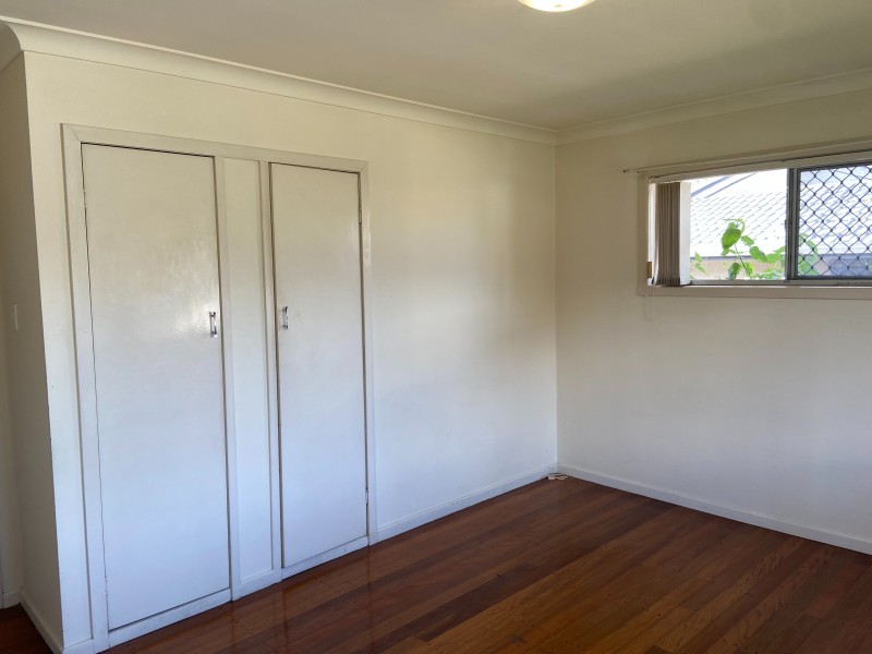 9 Parkway Street, Macgregor QLD 4109