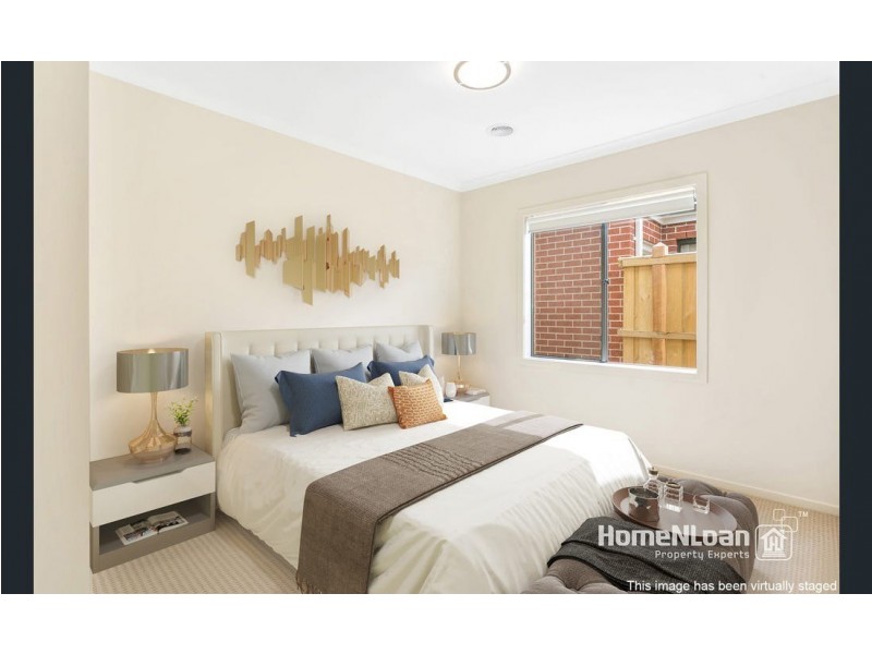 9 Langshan road, Clyde North VIC 3978