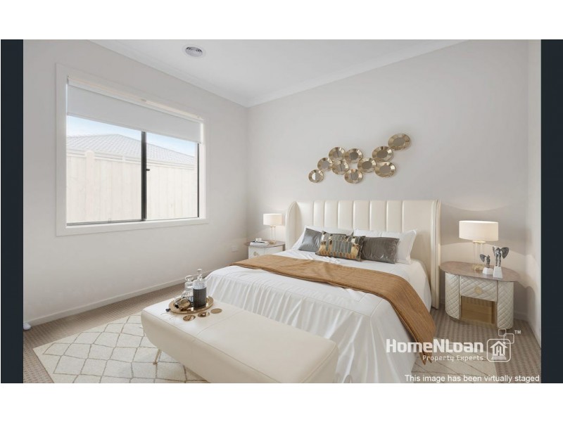 9 Langshan road, Clyde North VIC 3978