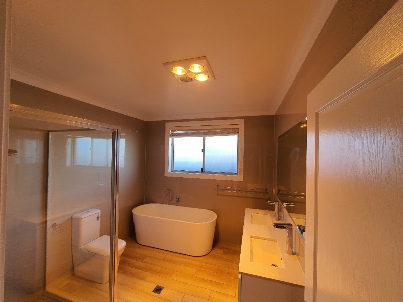 87 Kearneys Drive, Orange NSW 2800