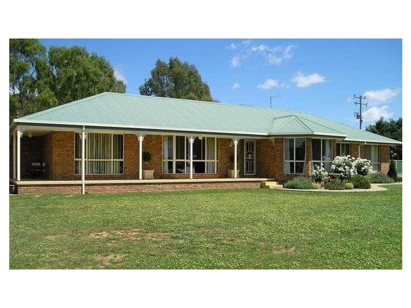 3 Benedict Avenue, San Isidore NSW 2650